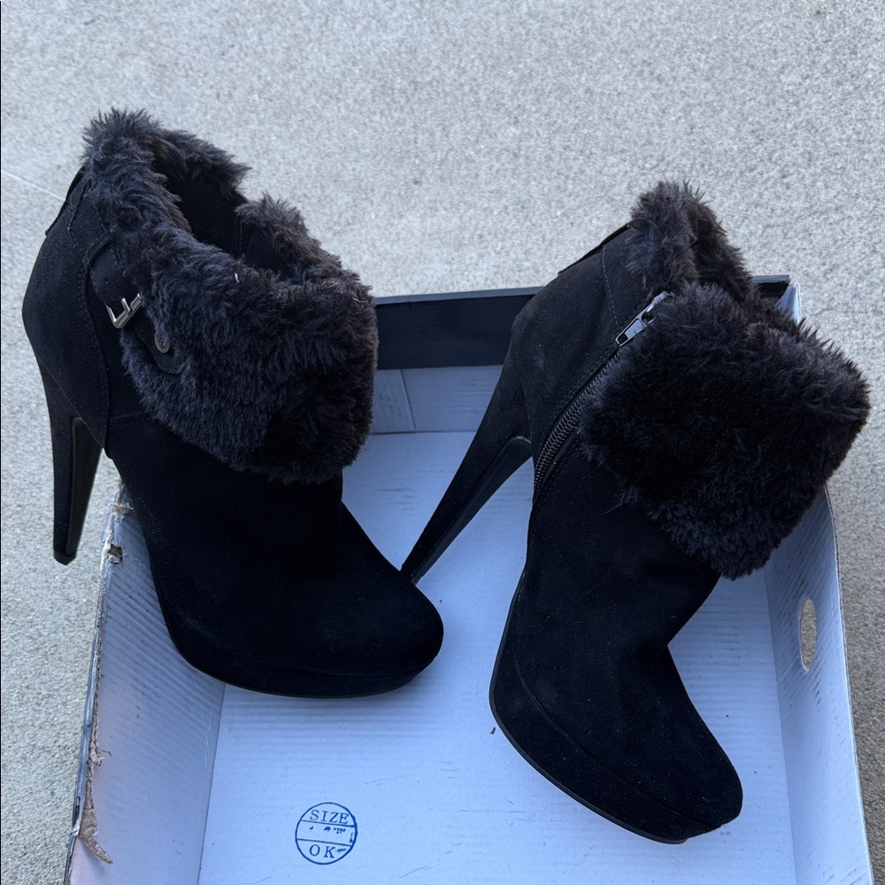 Guess Black Heeled Boots with Fur Trim